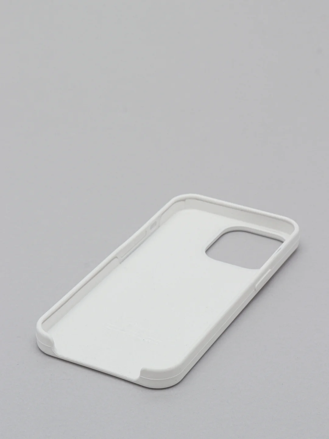 Белый чехол Silicone Case для iPhone 13 / 13 Pro / 13 Pro Max с открытым низом