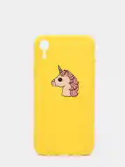 Бежевый чехол на iPhone XR