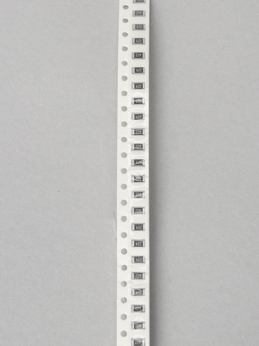 100 штук 220 КОм Чип резистор (SMD) 1206