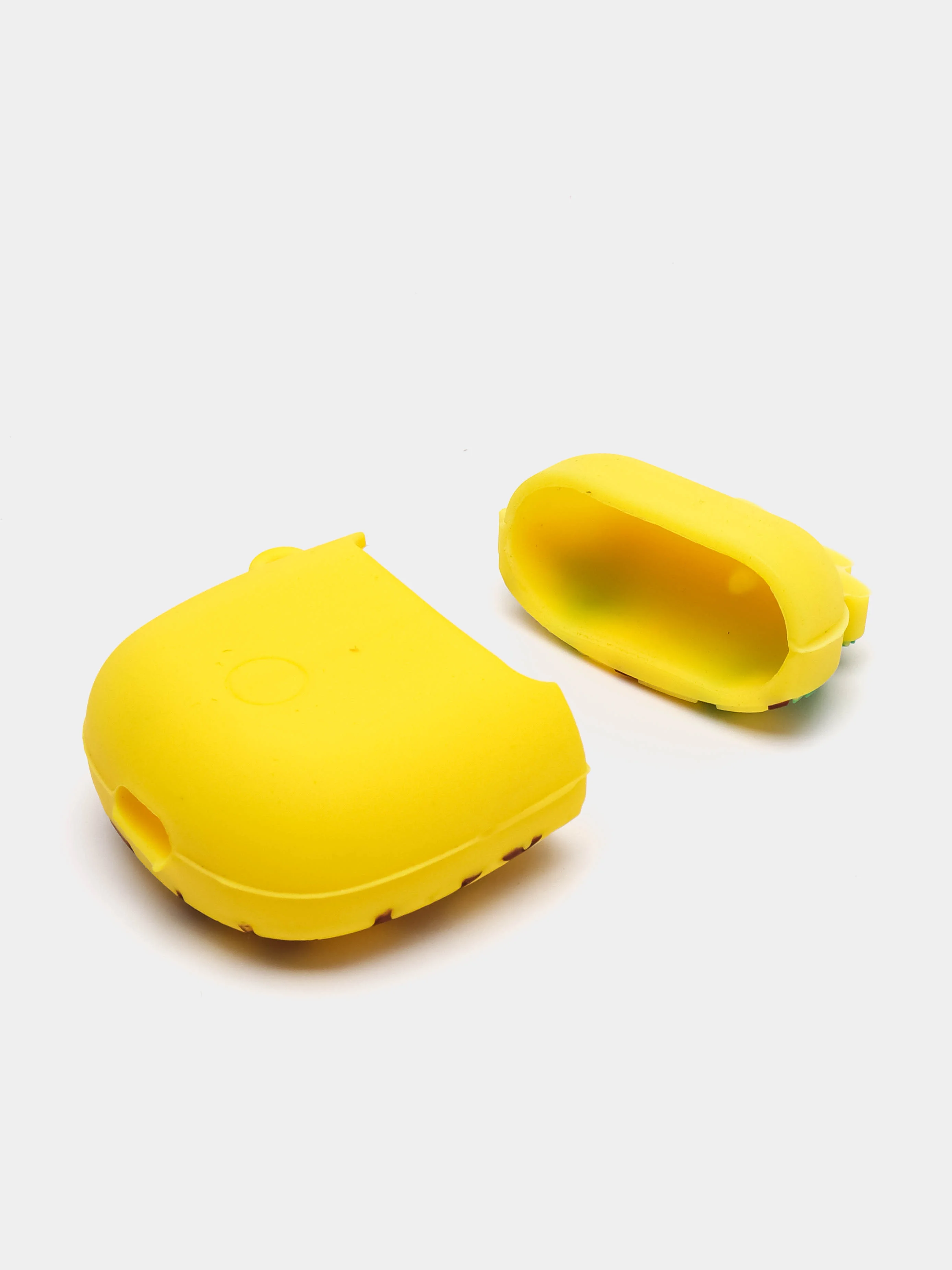 Желтый чехол для наушников AirPods 1/2 поколения "Ананас"