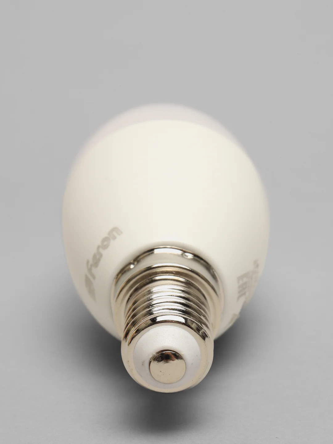 Лампа светодиодная Feron LB-770, 11W, Е14