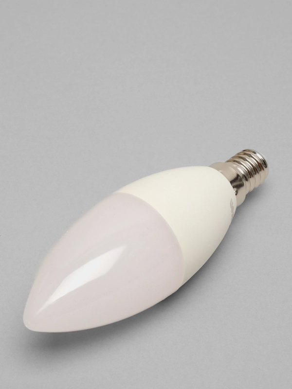 Лампа светодиодная Feron LB-770, 11W, Е14