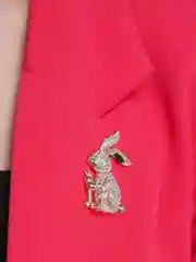 Золотой брошь "Заяц"