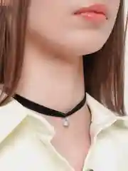 Серый чокер