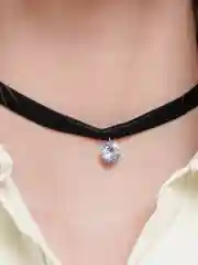 Серый чокер