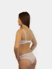 Белый комплект нижнего белья