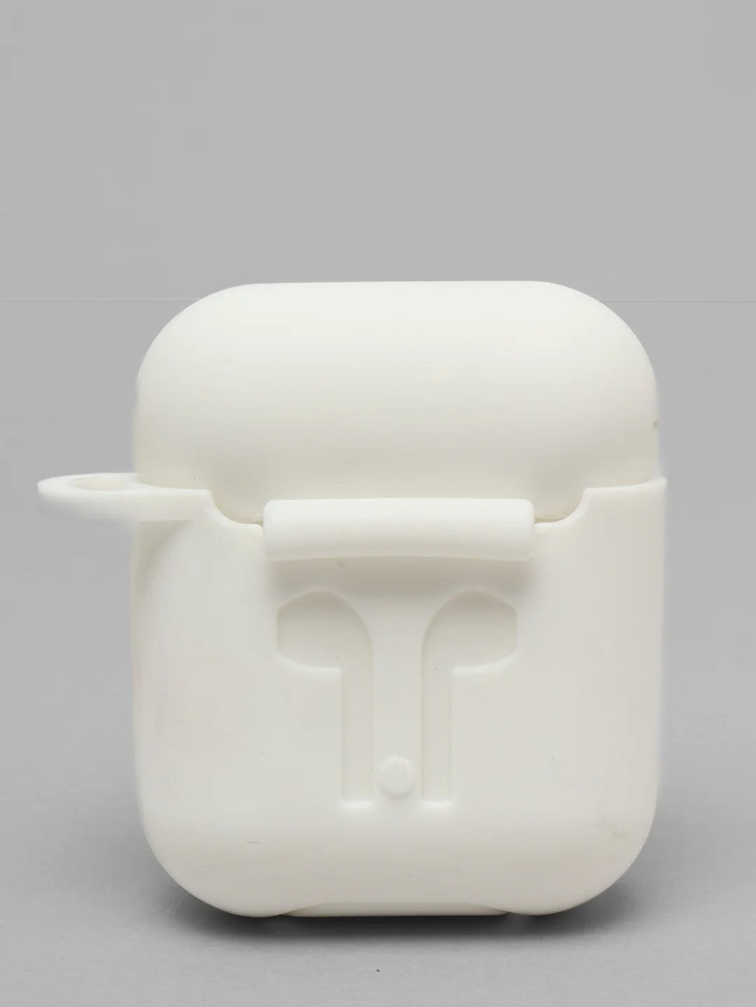 Белый чехол для AirPods c карабином