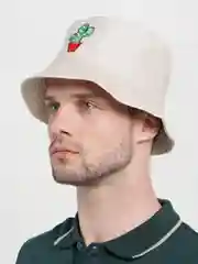 Бежевый панама летняя