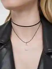 Серый металлик чокер