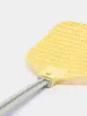 Желтый мухобойка