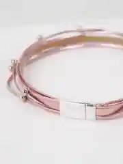 Розовый чокеры