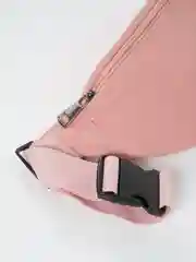 Розовый поясная женская сумка-бананка из плащевки