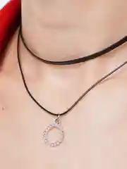 Серый чокер