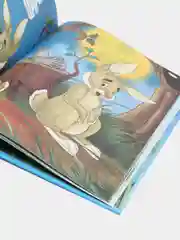 Книга для детей, светится в темноте. Сказки Корнея Чуковского, 112 стр. Проф-Пресс