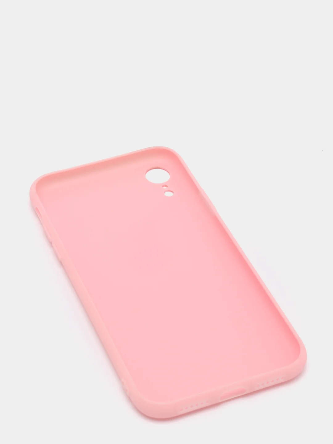 Алый чехол на iPhone XR