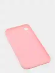Алый чехол на iPhone XR