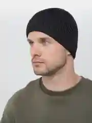 Черный шапка мужская вязаная