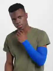 Синий рукав компрессионный, спортивный