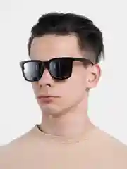 Очки солнцезащитные