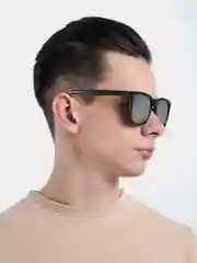 Очки солнцезащитные