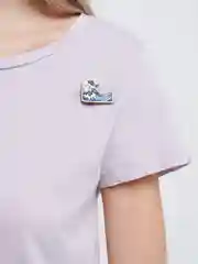 Синий деревянный значок "Волна"