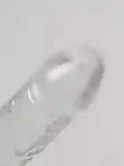 Белый фаллоимитатор