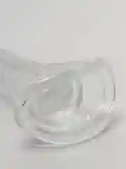 Белый фаллоимитатор