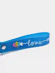 Серый брелок для ключей
