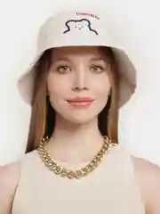 Бежевый панама летняя