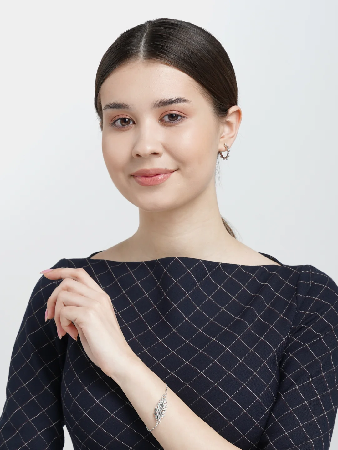 Браслет с кулоном, 6 видов