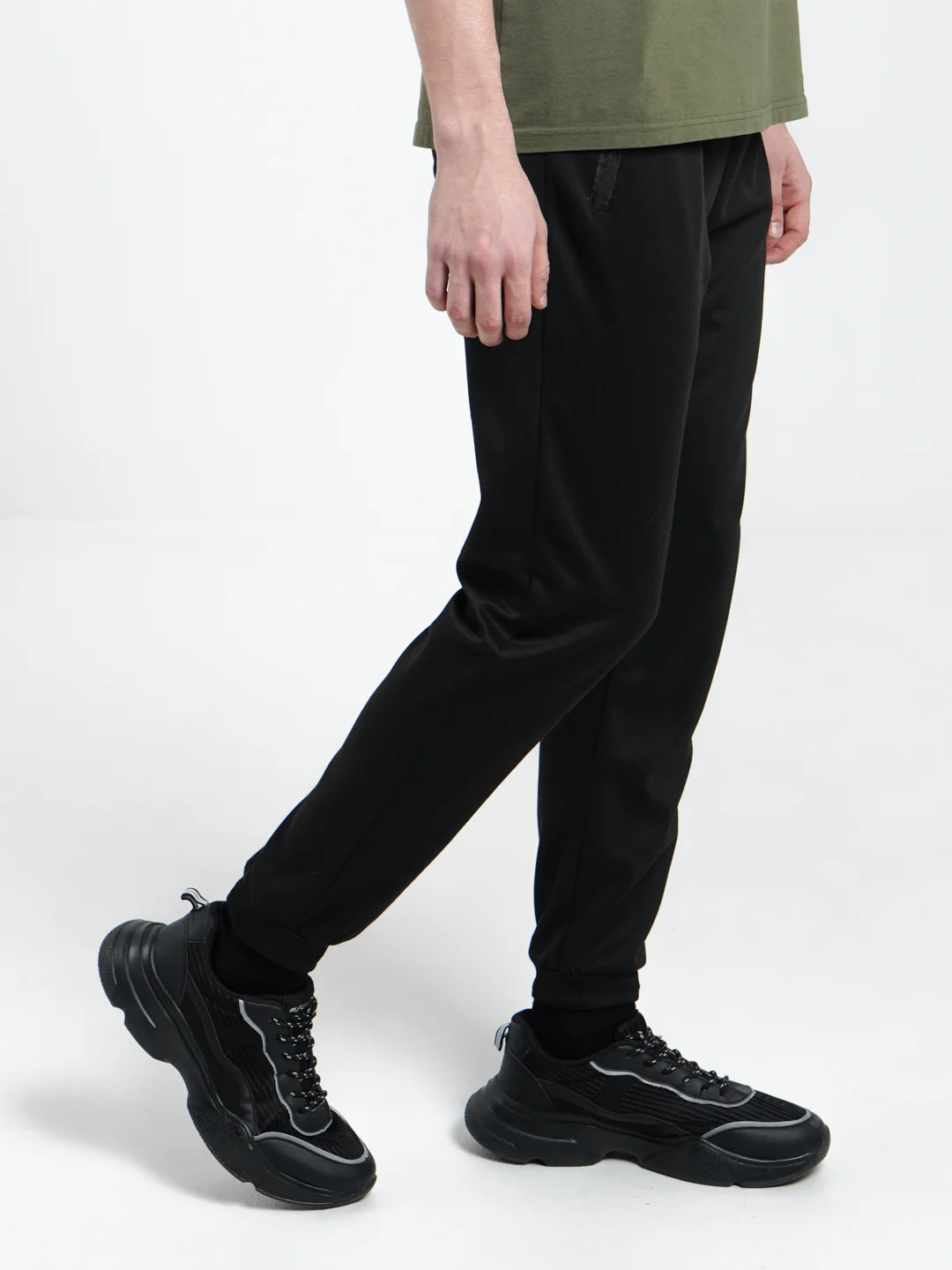 Черный брюки спортивные мужские BOY 21G212