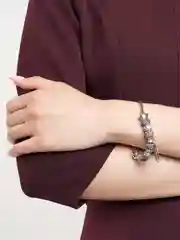 Угольный браслет