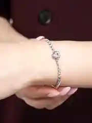 Серебряный браслет женский сердце