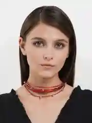 Красный чокеры