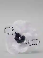 Коричневый бант
