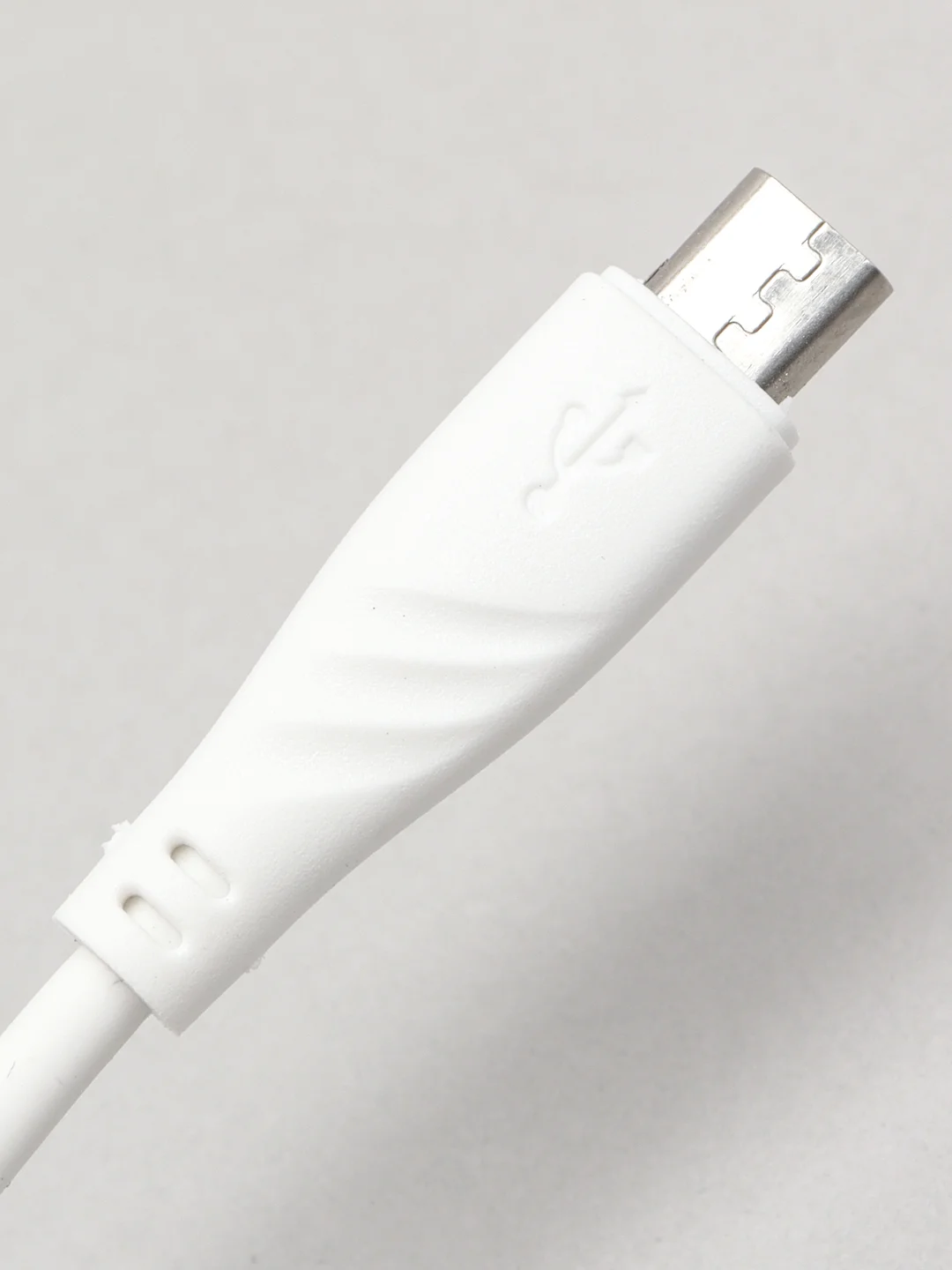 USB кабель GFUZ с выходом micro usb для зарядки и передачи данных/морозостойкий