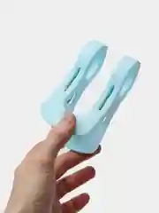 Голубой прищепки для белья