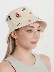 Бежевый панама летняя
