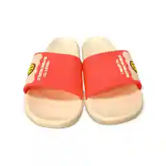 Женские шлепанцы