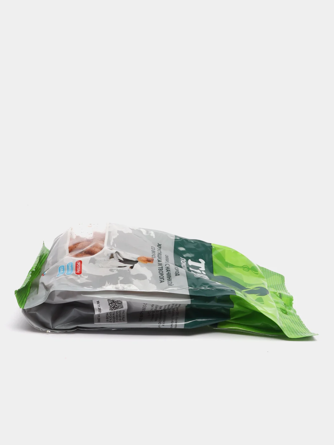 Лакомство для щенков TiTBiT, хрустящие подушечки со вкусом кролика и творога, 95г