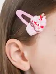 Белый заколки детские