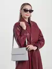 Серый сумка женская через плечо, с цепочкой, из экокожи, черная
