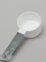 Белый набор мерных ложек, стаканов, 4 штуки