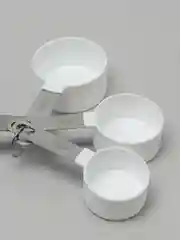 Белый набор мерных ложек, стаканов, 4 штуки