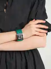 Браслет женский в стразах / Браслет женский Браслет с сердцем / браслет зеленый