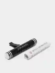 Черный ароматизатор воздуха Queen Aromatica на дефлектор автомобиля