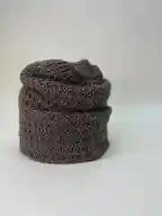 Коричневый женская шапка с укладкой назад Лаура