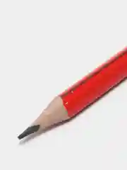 Красный карандаш простой
