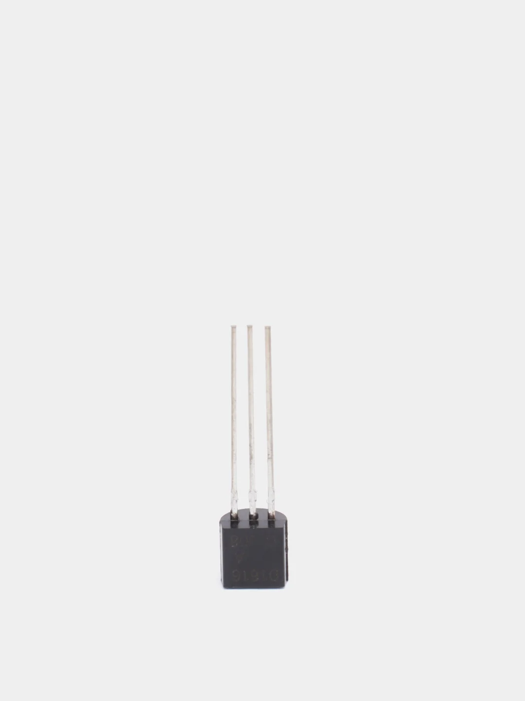Транзистор 2SD1616 (NPN 50V 1A 0.75W) TO-92