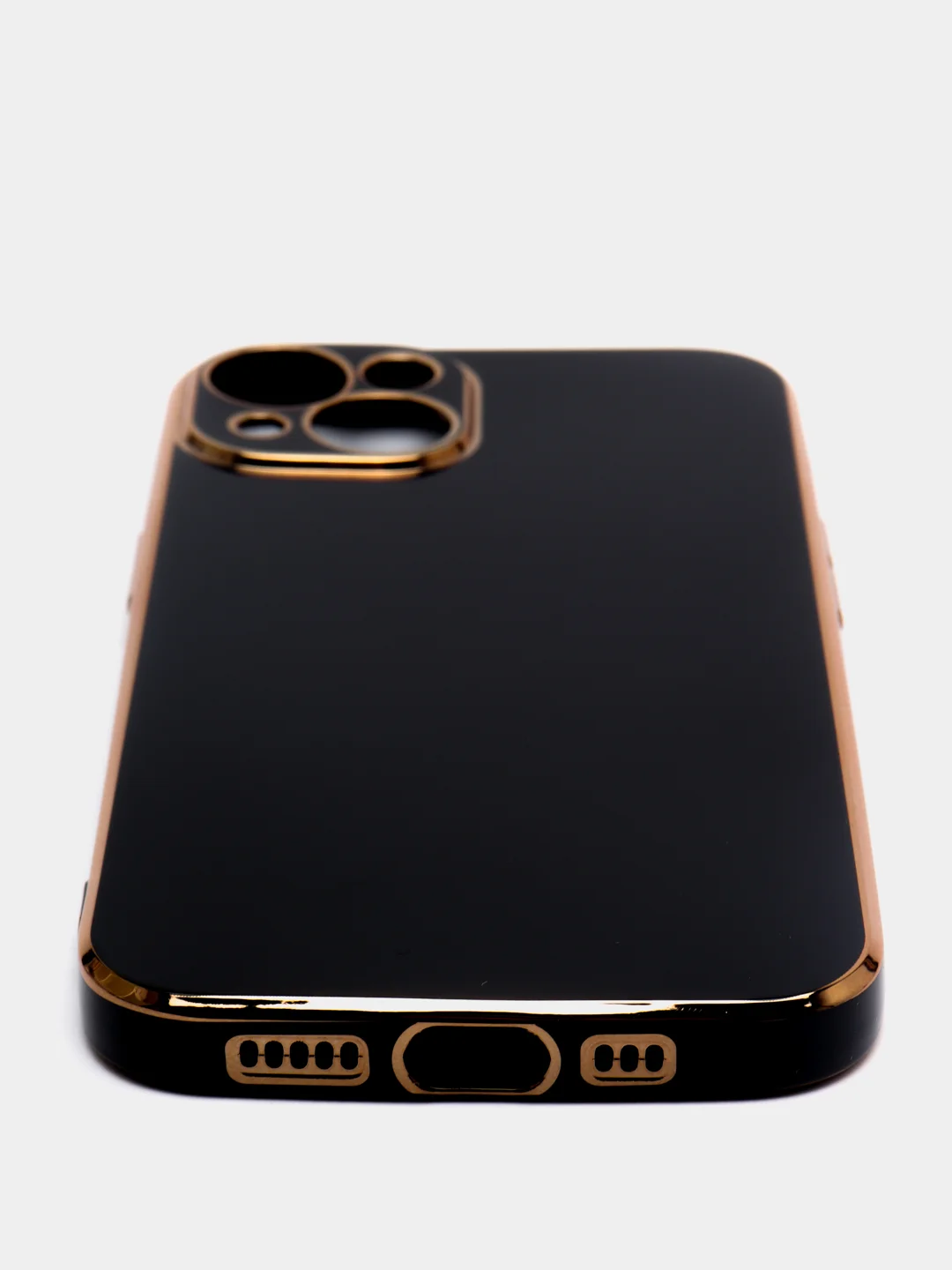 Черный чехол для iPhone 13